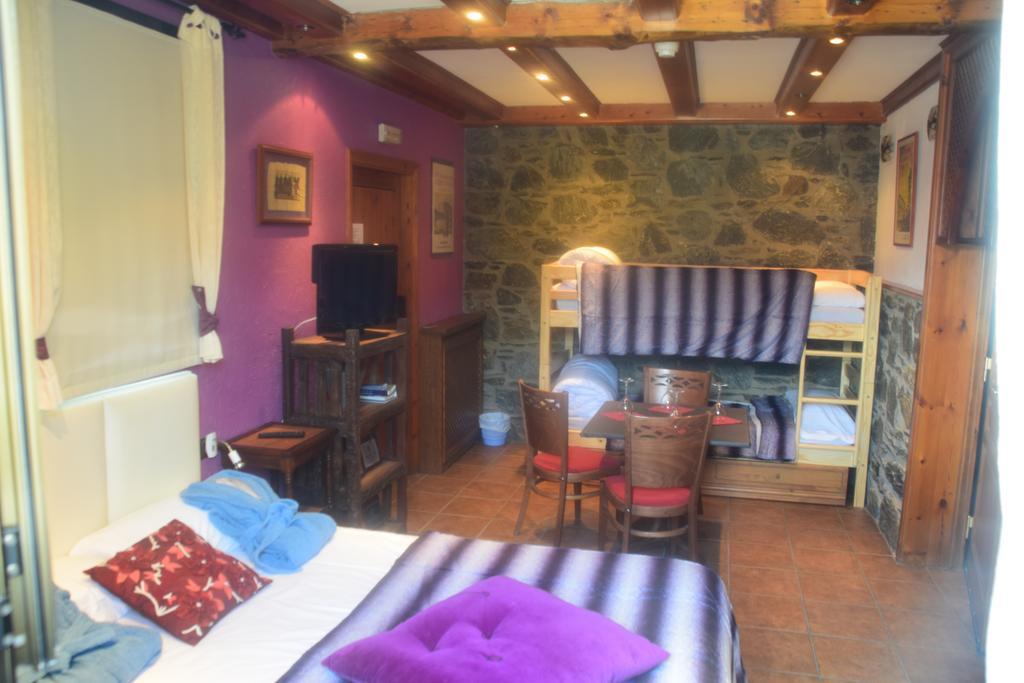 Casa Rural Restaurant Borda Patxeta Канільйо Номер фото